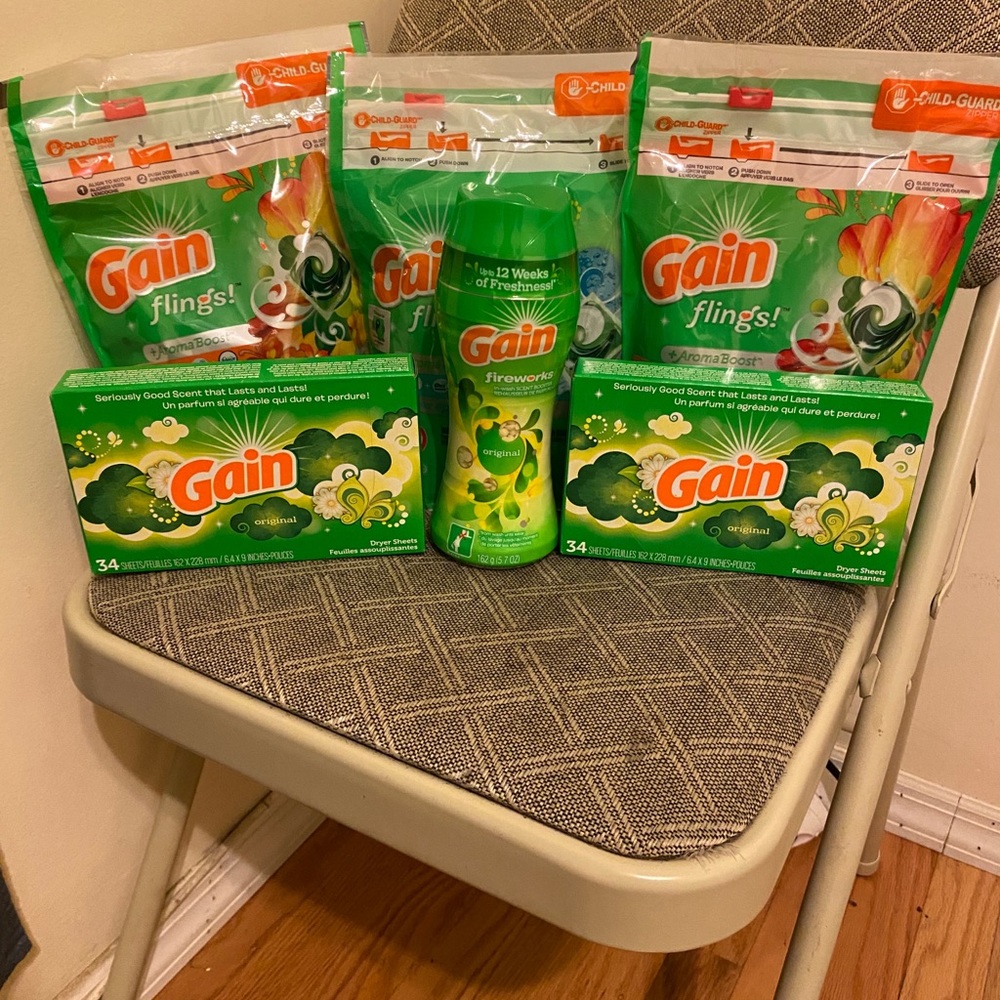 Gain flings laundry bundle
